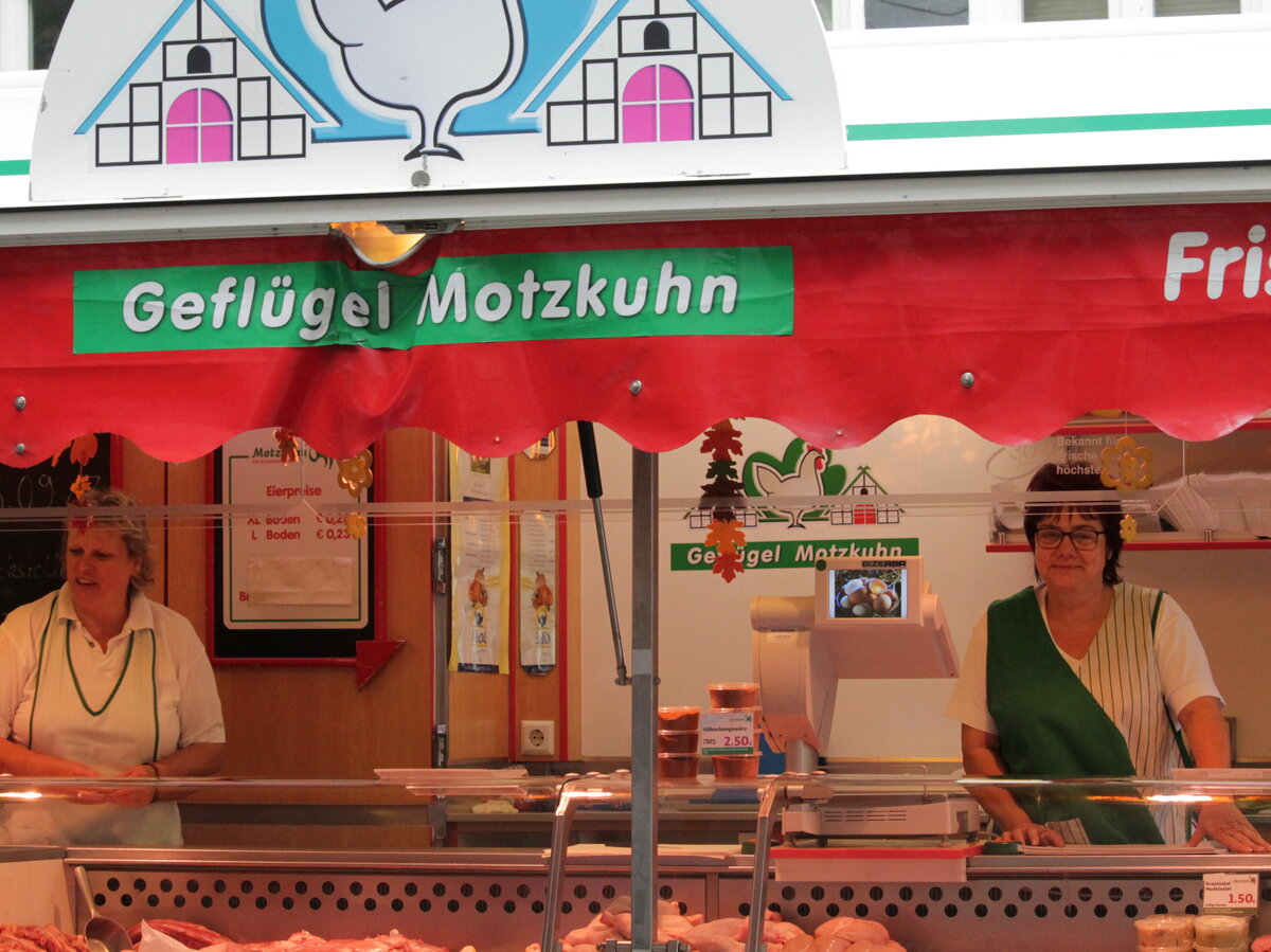 Wochenmarktstand des Geflügelhofes Motzkuhn