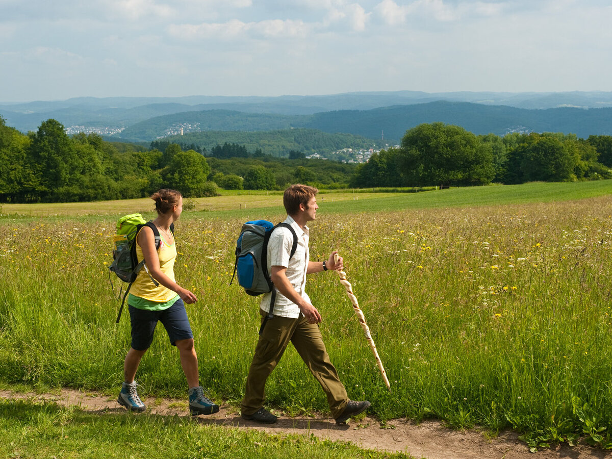 [Translate to Englisch:] Zwei Wanderer